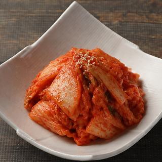 和牛焼肉 和心苑 新橋汐留店のキムチ