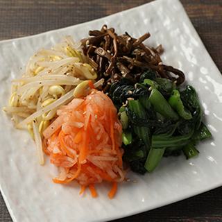 和牛焼肉 和心苑 新橋汐留店のナムル盛り合わせ