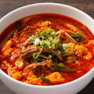 和牛焼肉 和心苑 新橋汐留店のユッケジャンスープ