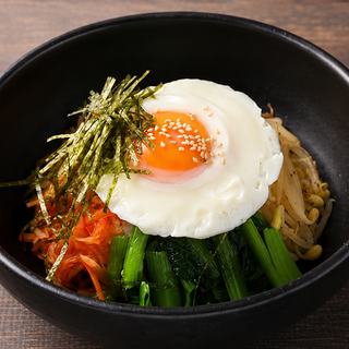 和牛焼肉 和心苑 新橋汐留店のビビンバ